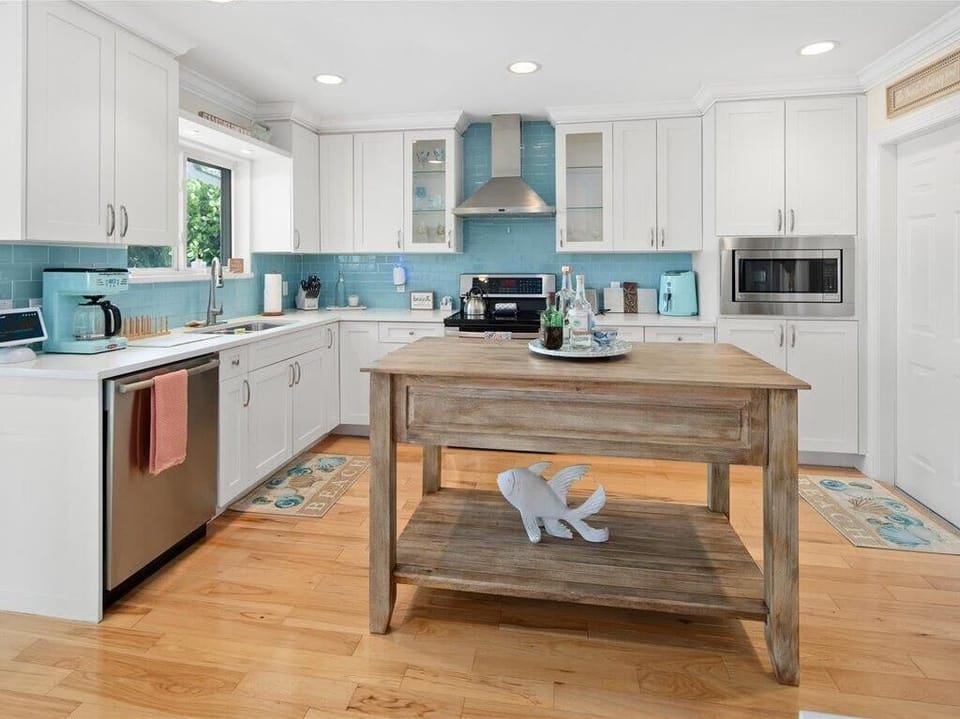 Bright and Airy Kitchen with Island