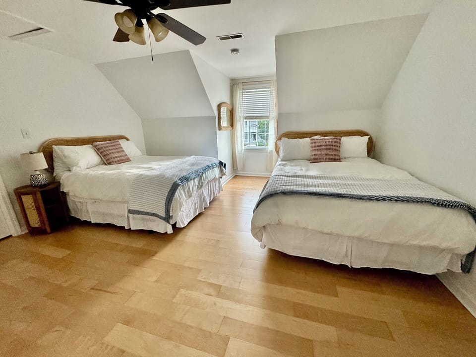 Additional photos of two queen room