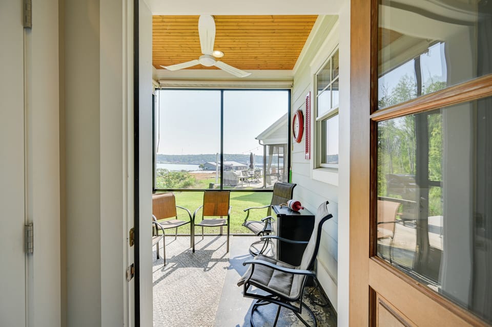 Cottage (2 Bedrooms) | Interior