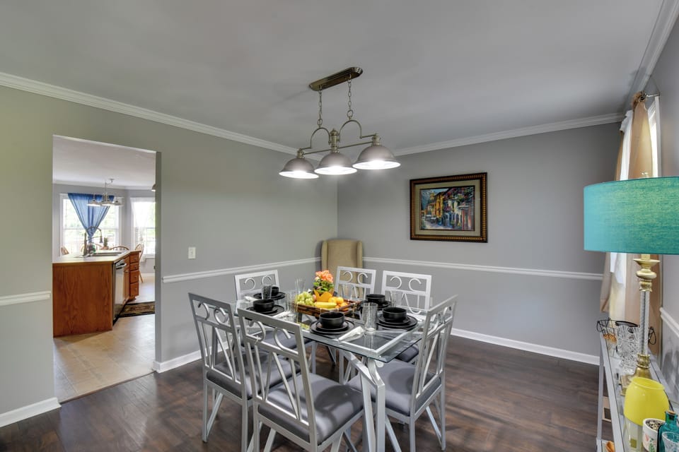 House (3 Bedrooms) | Interior