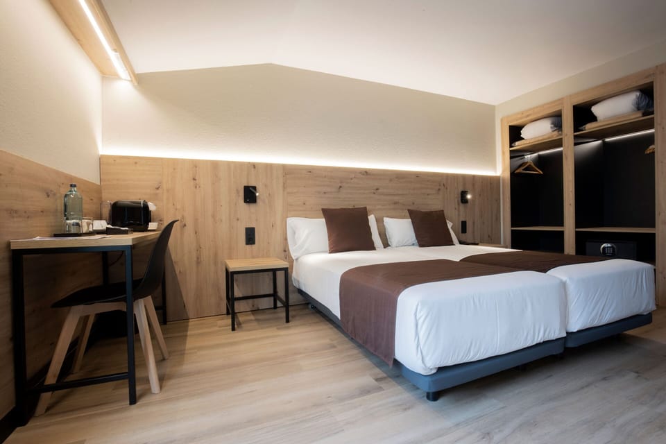 In-room safe, desk, laptop workspace, free cribs/infant beds