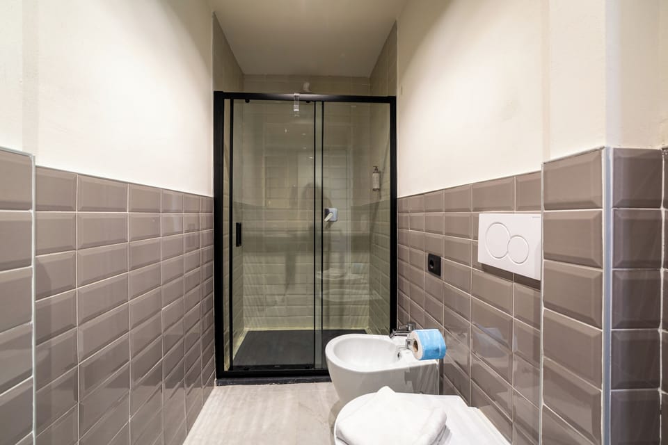Classic Double Room | Bathroom