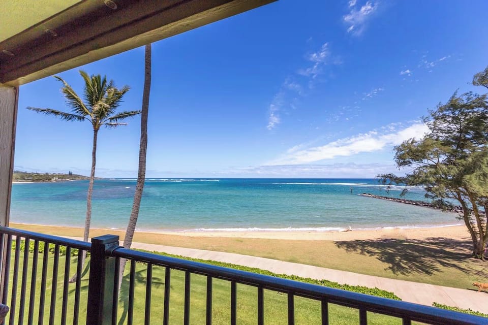 Pono Kai A306 OCEANFRONT VIEW
