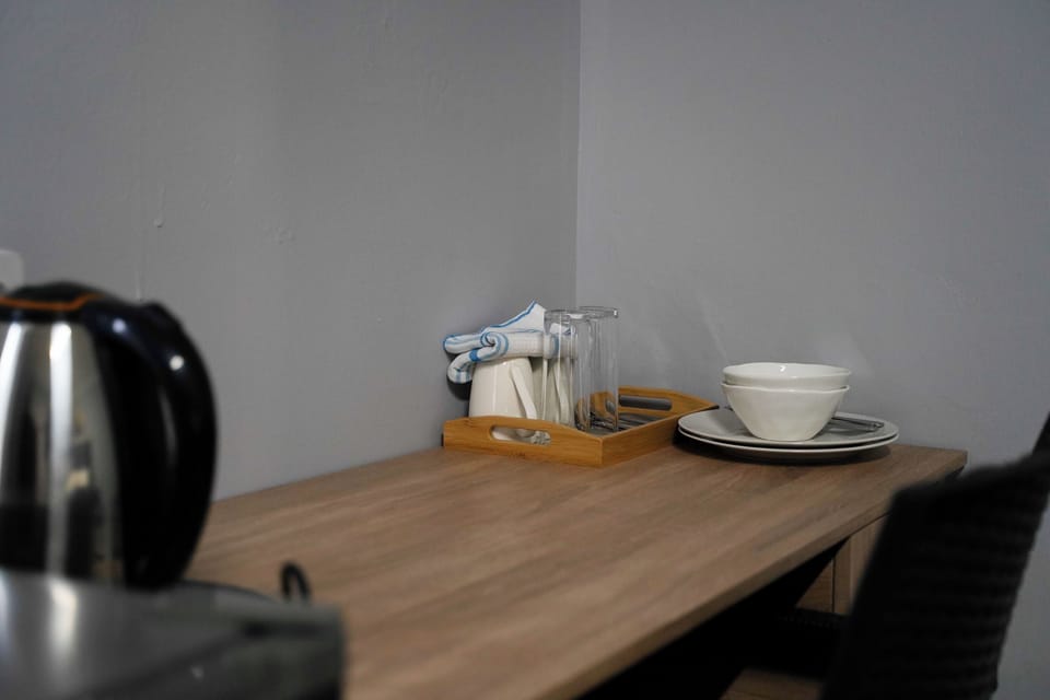 Family Room, Pool View | Desk, laptop workspace, iron/ironing board, free WiFi