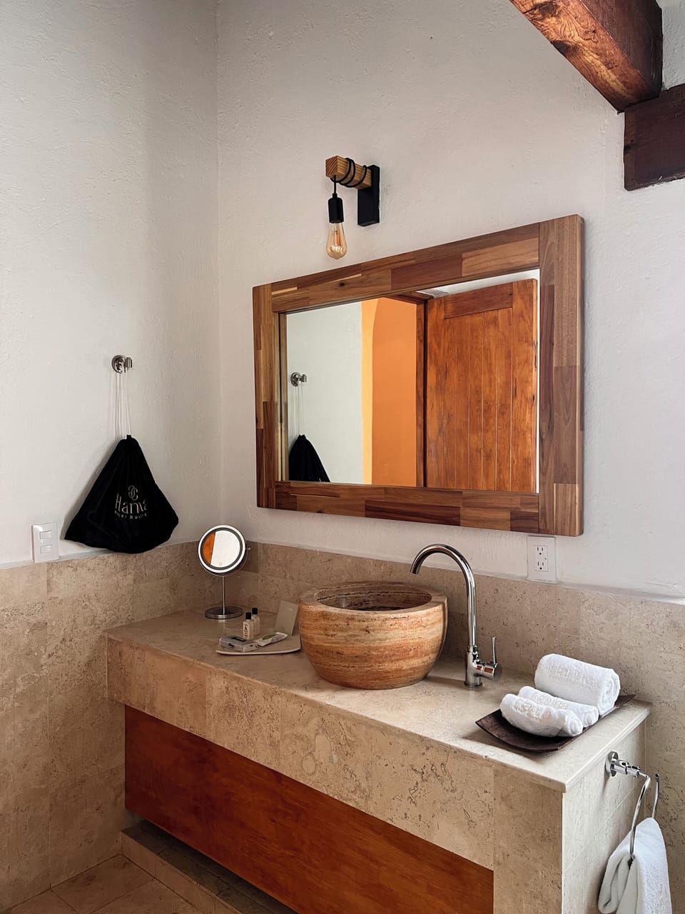 Family Quadruple Room | Bathroom | Shower, free toiletries, hair dryer, bathrobes