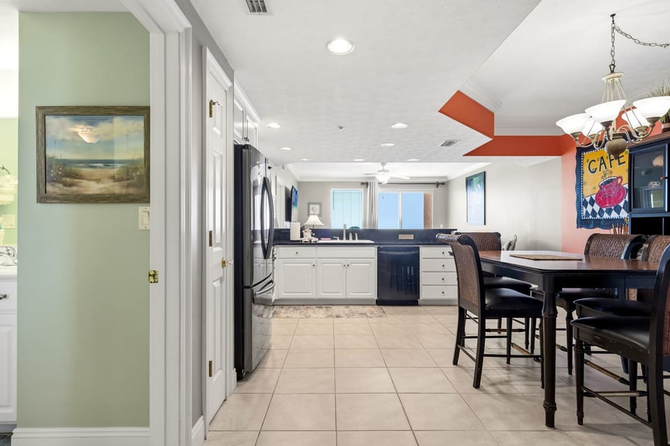 Condo, Multiple Beds, Balcony (Treasure Island 2210) | Dining