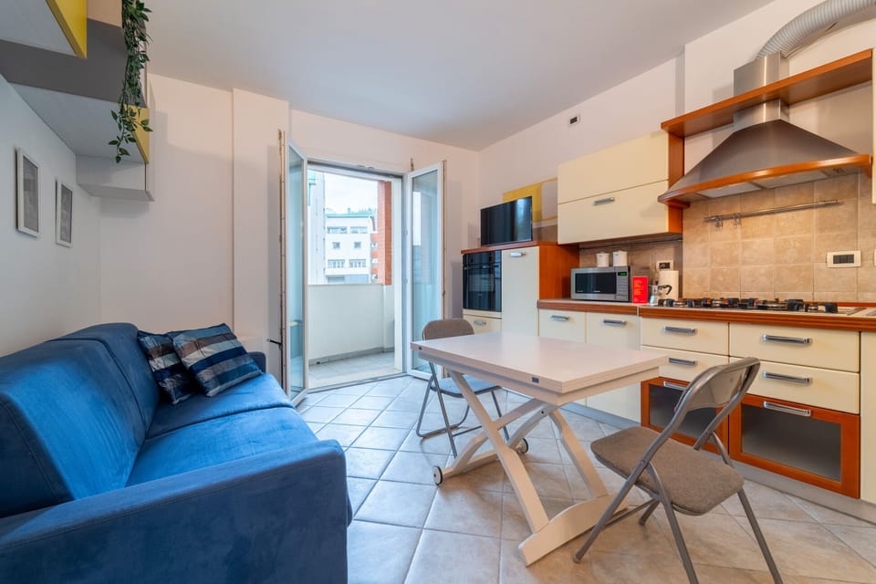 Apartment | Private kitchen | Espresso maker, coffee/tea maker