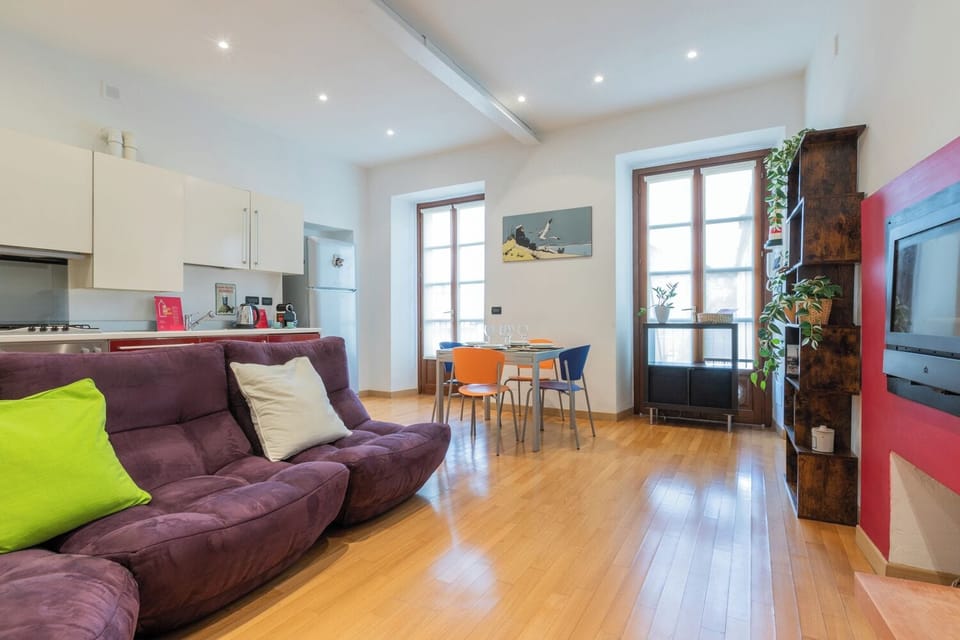 Apartment | Living area | 35-inch TV with digital channels, DVD player