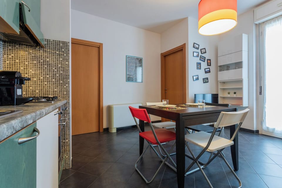 Apartment, Balcony | Private kitchen | Fridge, microwave, oven, stovetop