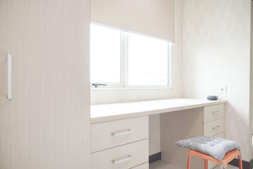 Deluxe Studio | Desk, free WiFi