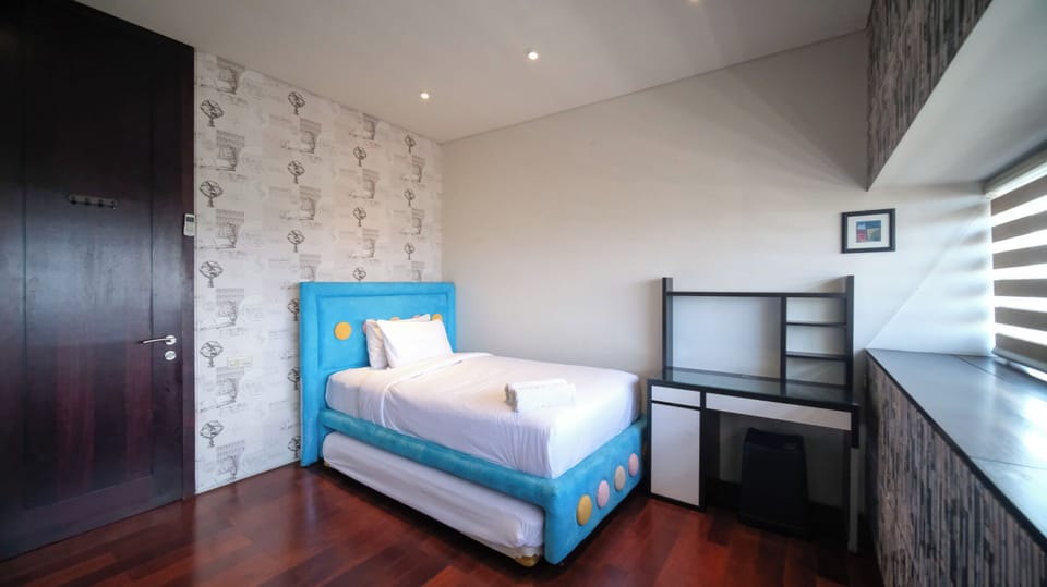 Deluxe Apartment | 2 bedrooms, desk