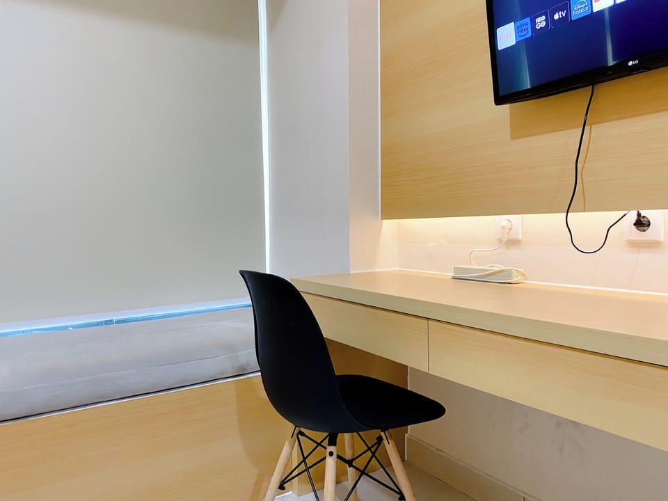 Deluxe Studio | Living area
