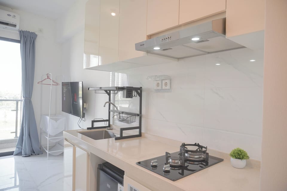 Studio | Private kitchen | Mini-fridge, stovetop, electric kettle, rice cooker