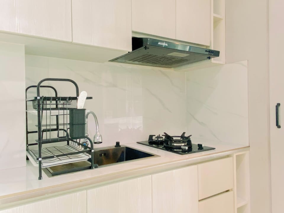 Apartment | Private kitchen | Fridge, microwave, stovetop, rice cooker