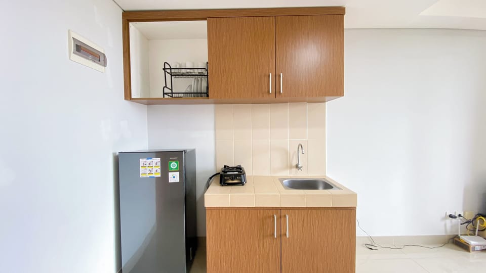 Apartment | Private kitchen | Fridge, stovetop, rice cooker