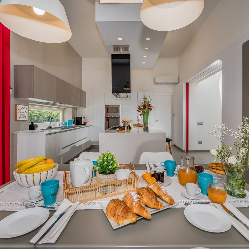 House, Smoking | 6 bedrooms