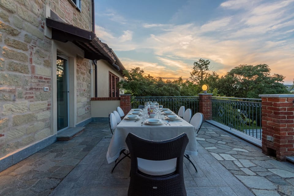 House, Accessible | 5 bedrooms, high-speed internet