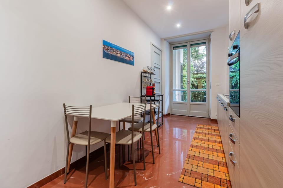 House | 1 bedroom, desk, iron/ironing board, high-speed internet