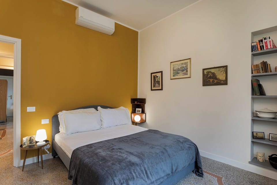 Apartment | 3 bedrooms, laptop workspace, iron/ironing board, free WiFi