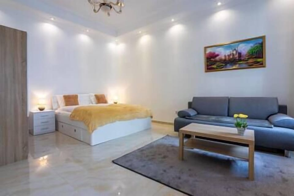 Bedroom (3)