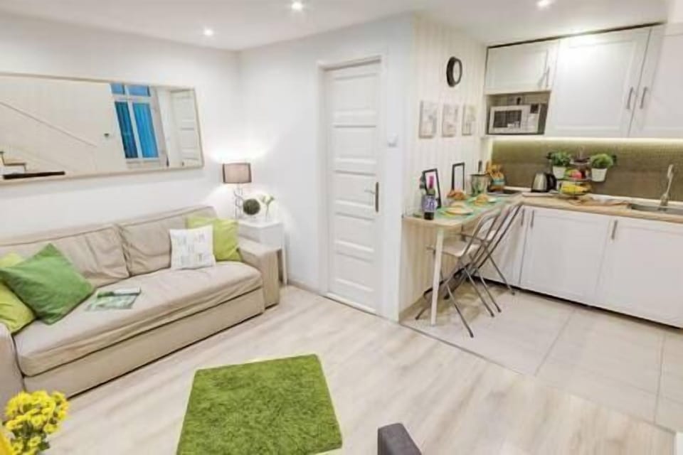 Living room (3)