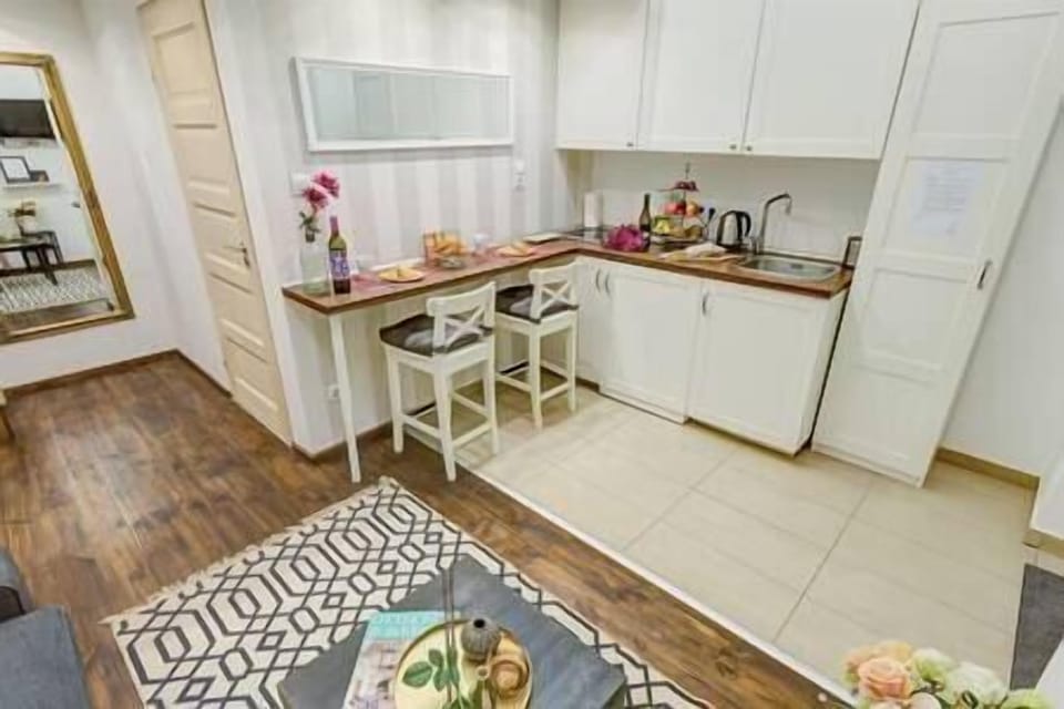 Kitchen (1)