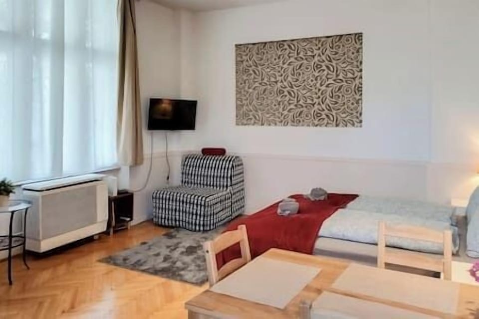 Bedroom (5)