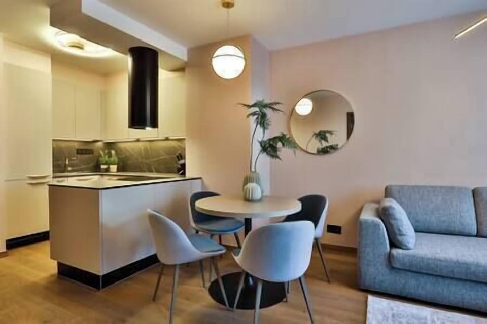 Kitchen (1)