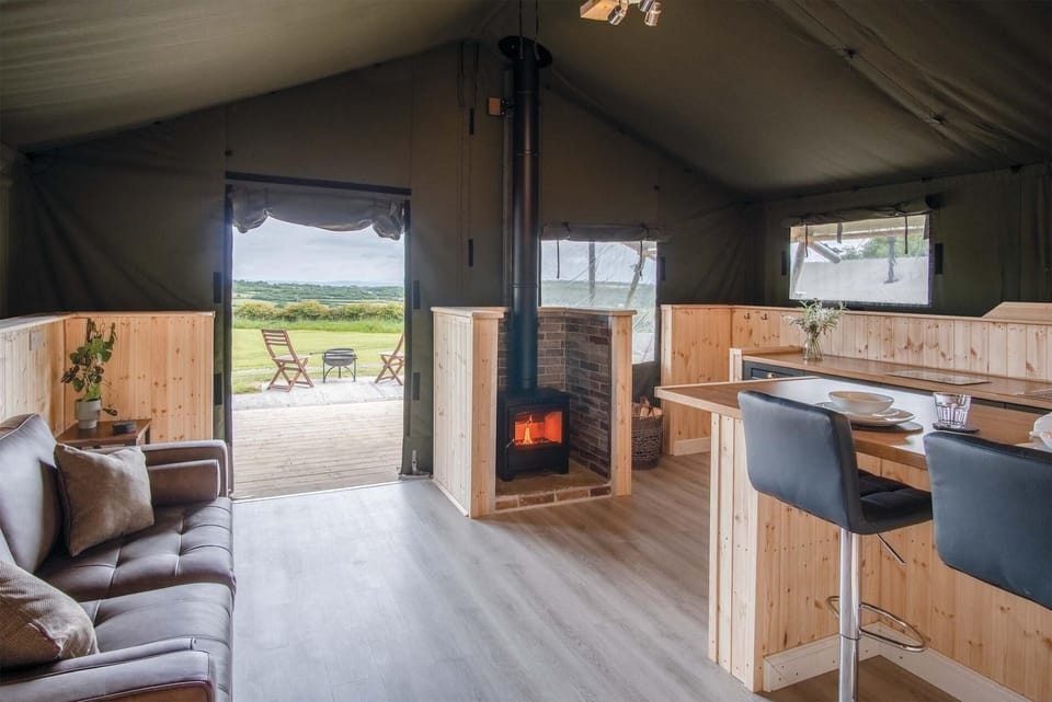 Paviland - Safari Glamping Tent - Llangennith (5184)