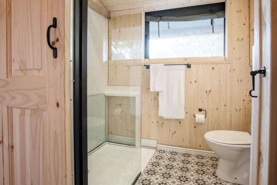 Paviland - Safari Glamping Tent - Llangennith (5175)