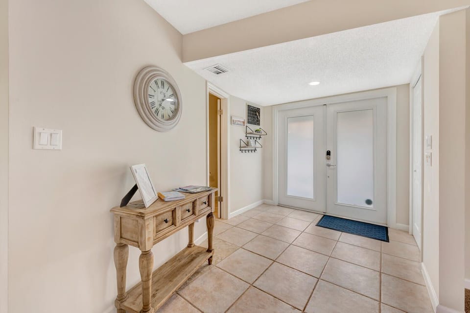 Foyer (1)