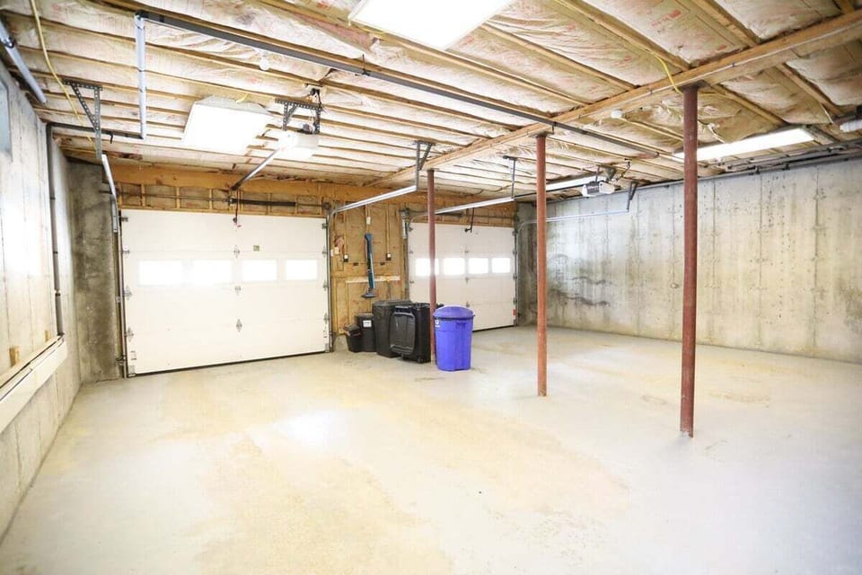 2 Car Garage