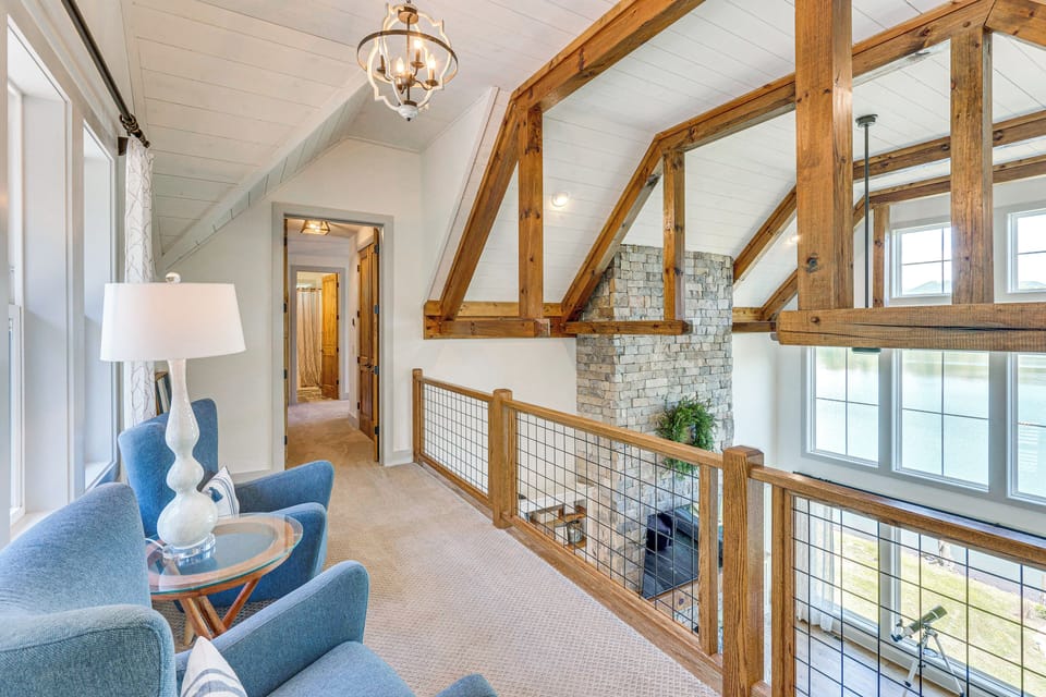 Loft | 2nd Floor