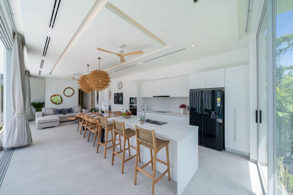 Exclusive Villa, 4 Bedrooms, Pool View | Private kitchen | Fridge, microwave, oven, stovetop