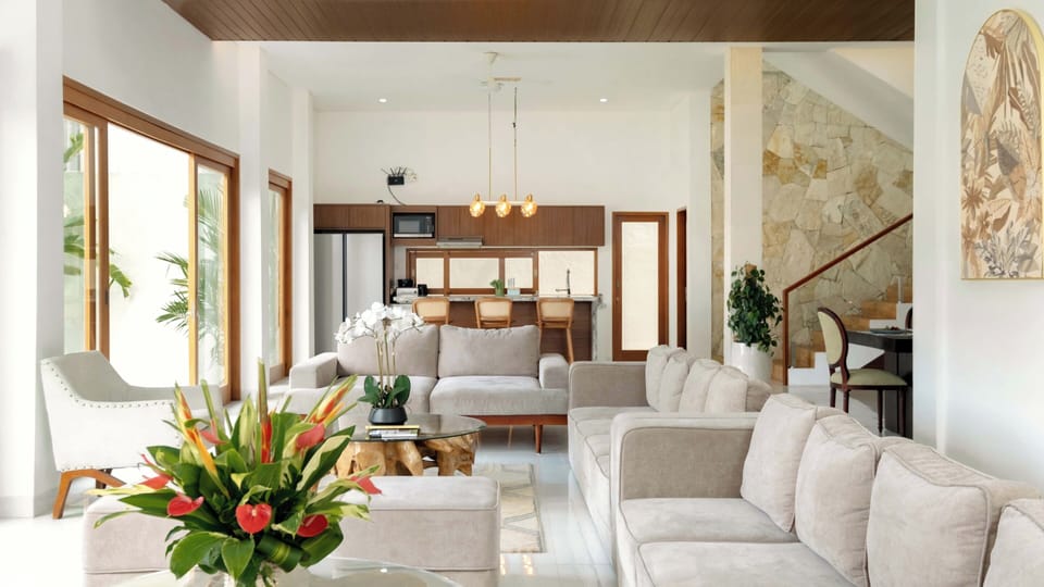 Luxury Villa, 6 Bedrooms, Private Pool, Pool View | Living room | 32-inch Smart TV with satellite channels