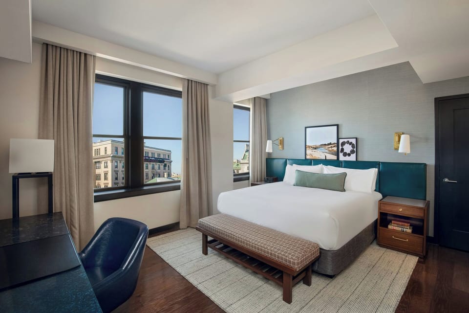 Superior Room, 1 King Bed | Frette Italian sheets, hypo-allergenic bedding, pillowtop beds