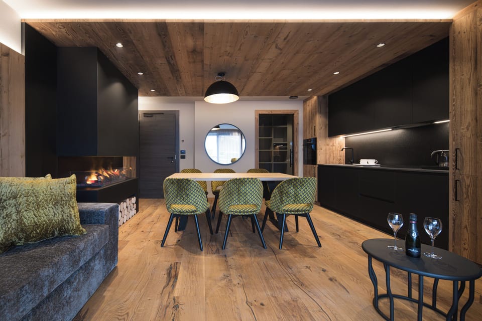 Luxury Apartment, Mountain View | Private kitchen | Mini-fridge, espresso maker, coffee/tea maker, electric kettle