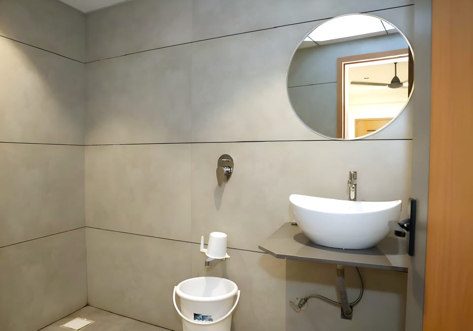 Deluxe Room | Bathroom