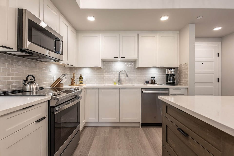 Chef's kitchen with everything you need to create fabulous meals