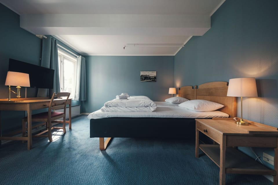 Deluxe Double Room | WiFi (free), bed sheets