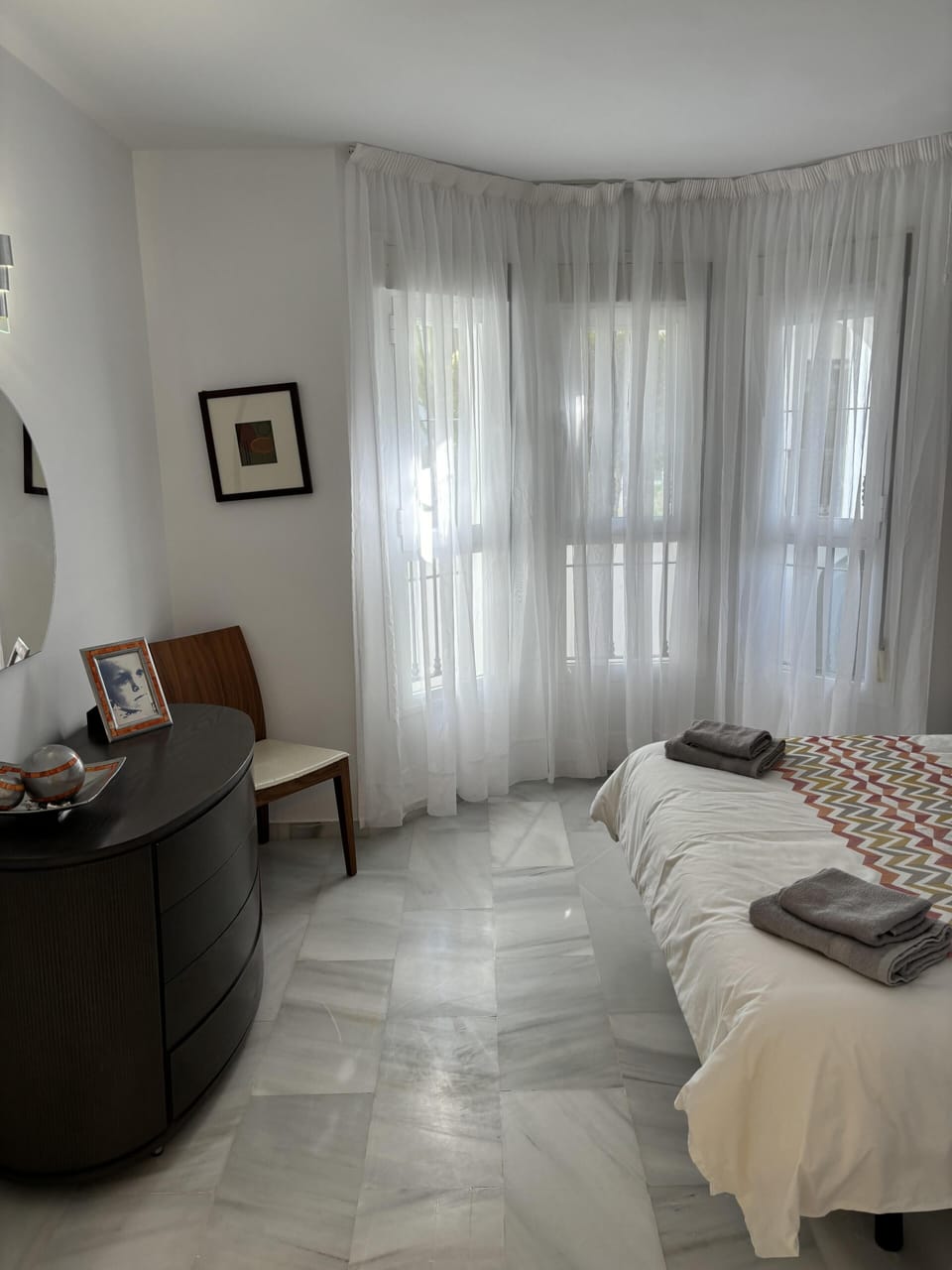 Beach Apartment - Sleeps 6, Pool & Private Terrace Apartment in Marbella
