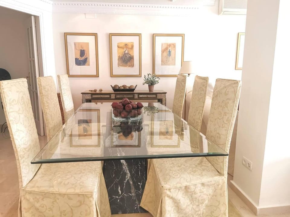 Apartment | Dining