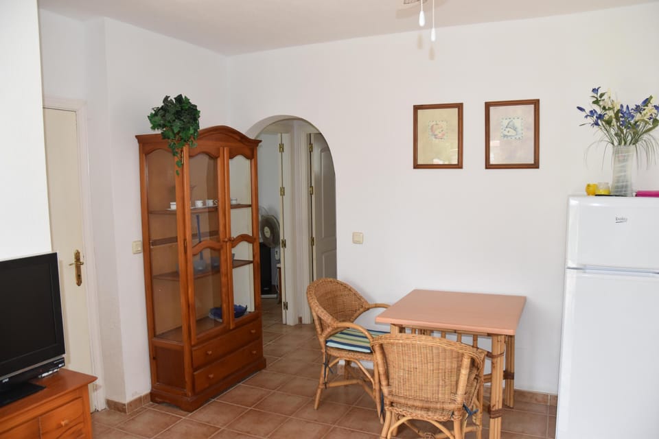 House | Dining