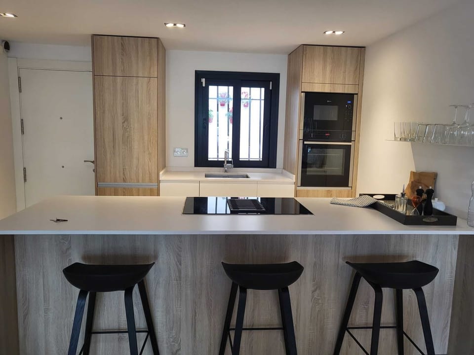 Apartment | Private kitchen | Fridge, microwave, oven, stovetop