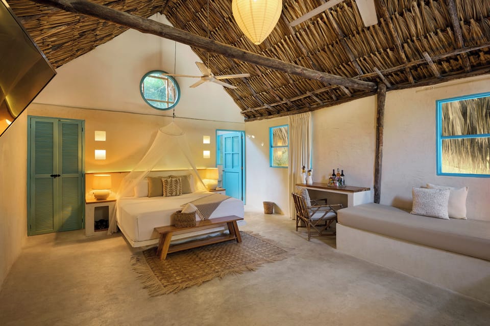 Family Villa | Premium bedding, minibar, in-room safe, laptop workspace
