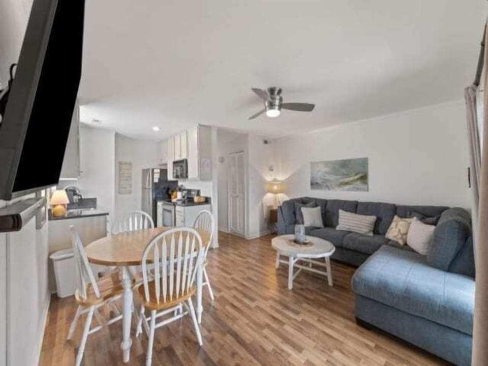 Villa, 2 Bedrooms | Living area
