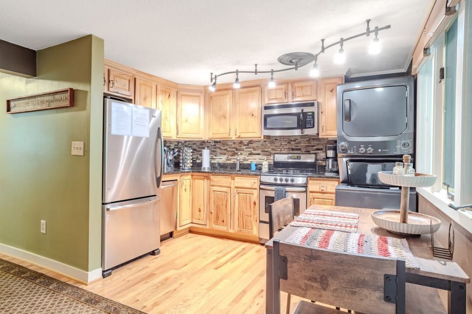 237 Briarcliff #G33_27_small
