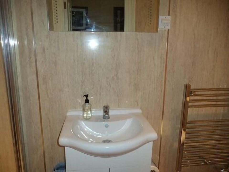 Superior Double Room, Ensuite, Sea View | Bathroom
