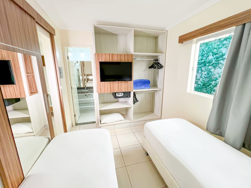 Standard Room, Private Bathroom | 1 bedroom, free WiFi, bed sheets