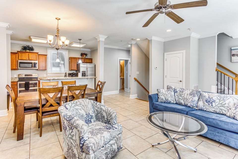 Dining | 2nd Floor | Dishware & Flatware Provided